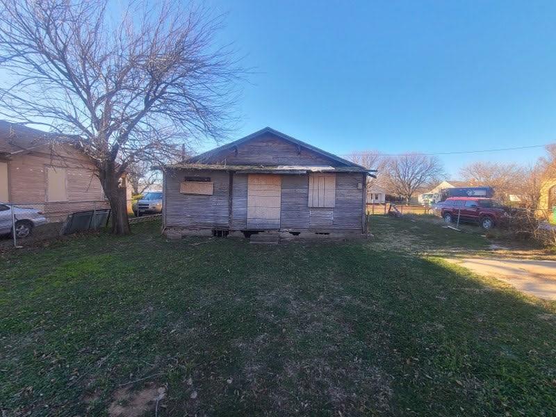 309 East Wharton Ave