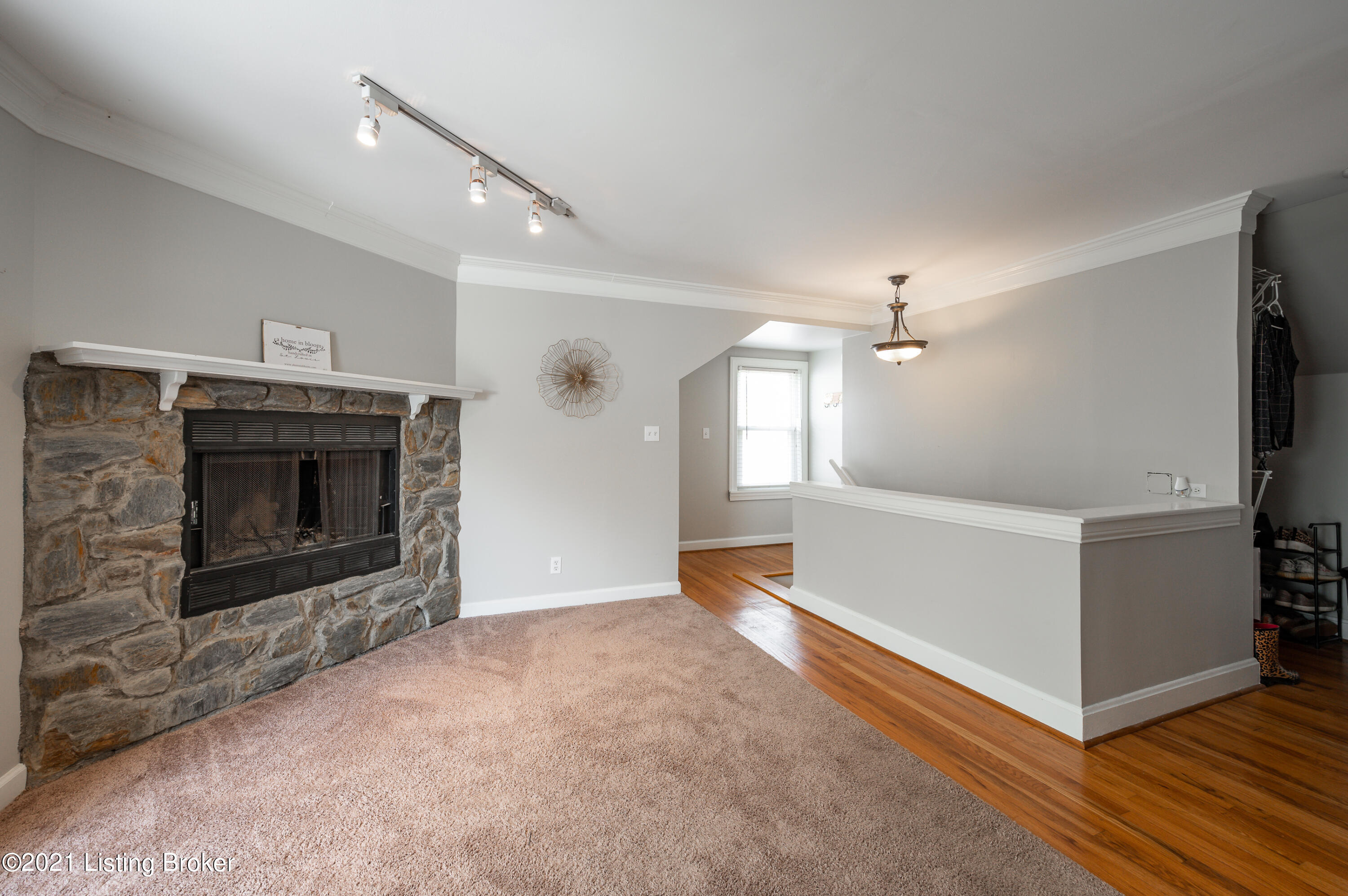 208 Merriman Road Louisville, KY 40207 - Photo 22 of 36 Primary Bedroom