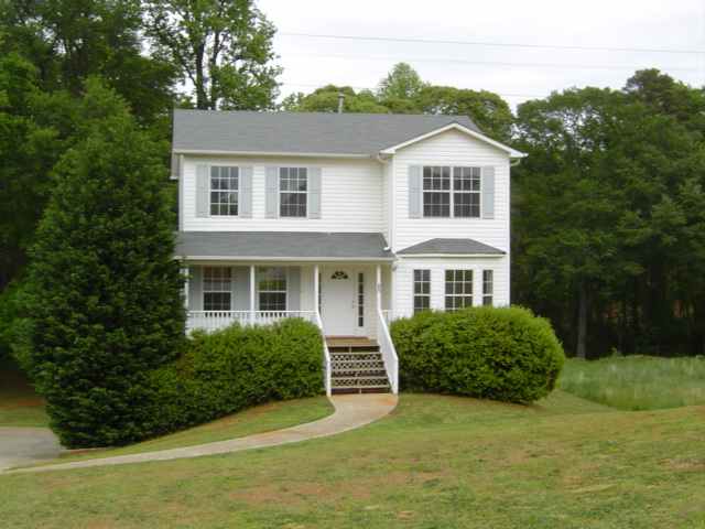 802 Chantilly Lane Anderson, SC 29625 - Photo 1 of 8 Gallery Image 1