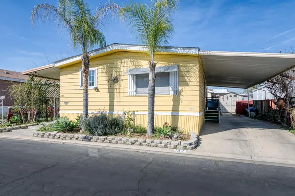 $113,500 | 2575 South Willow Avenue, Unit 137, Fresno, CA 93725