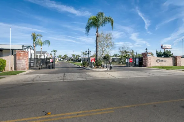 $113,500 | 2575 South Willow Avenue, Unit 137, Fresno, CA 93725