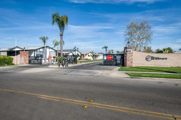 $113,500 | 2575 South Willow Avenue, Unit 137, Fresno, CA 93725
