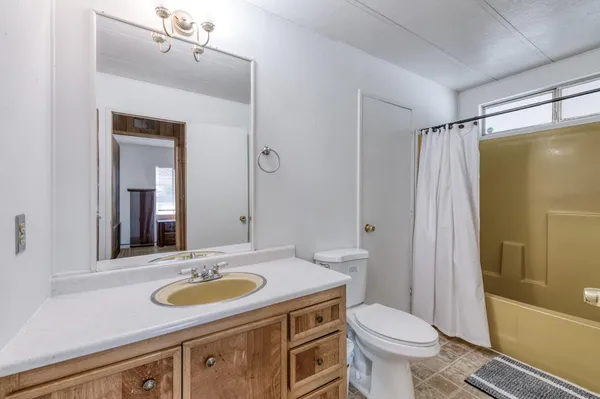 $113,500 | 2575 South Willow Avenue, Unit 137, Fresno, CA 93725