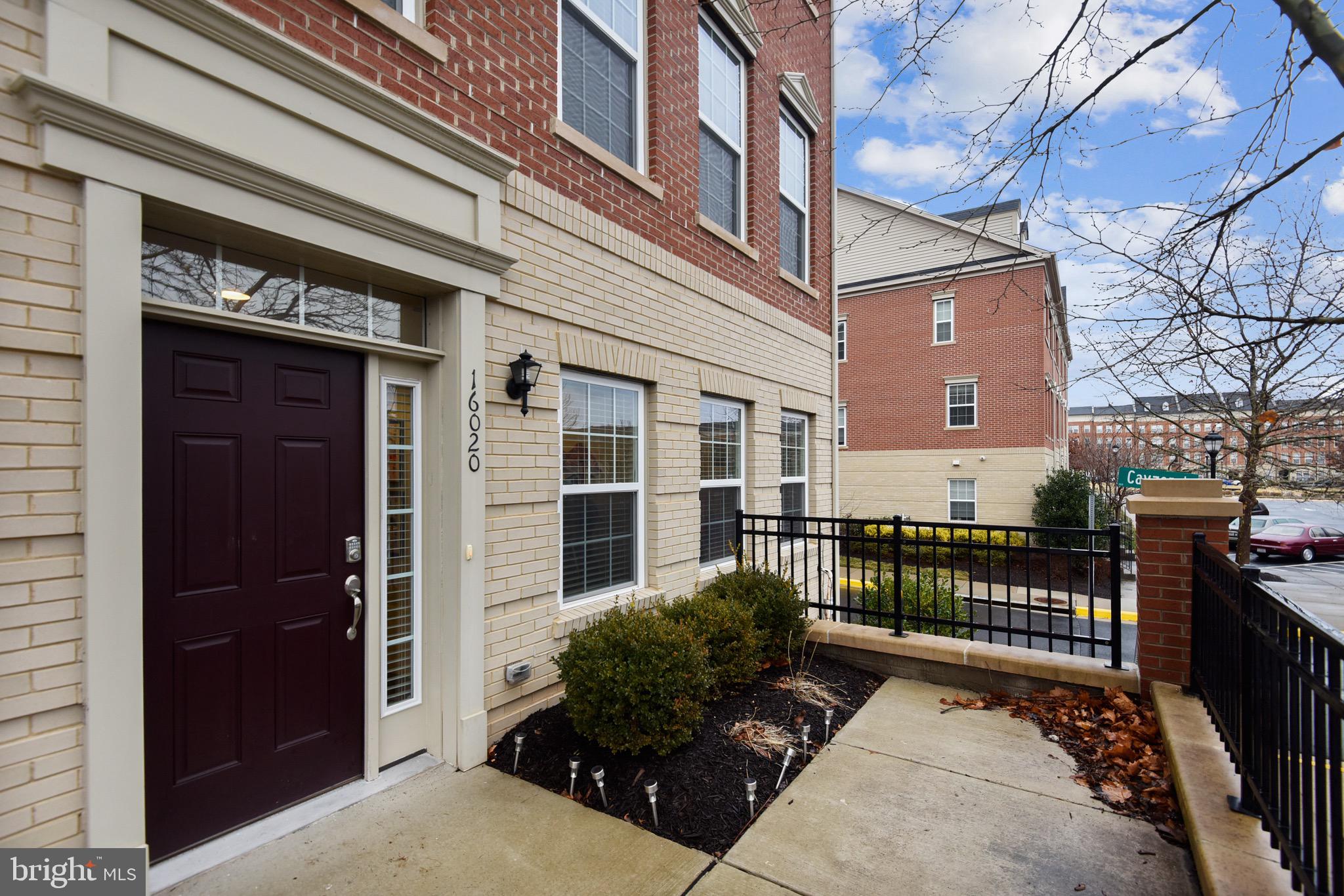 16020 Madison Ridge Place Gainesville, VA 20155 - Photo 1 of 40 Gallery Image 1