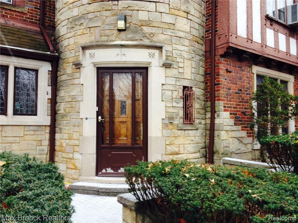 19545 Shrewsbury Road Detroit, MI 48221 - Photo 3 of 5 photo 2.JPG