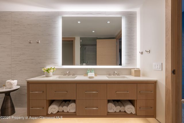 $15,150,000 | 130 Wood Road, Unit 651, Snowmass Village, CO 81615