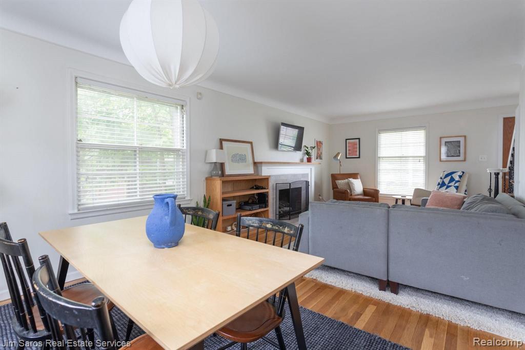 2050 Kenmore Drive Grosse Pointe Woods, MI 48236 - Photo 5 of 22