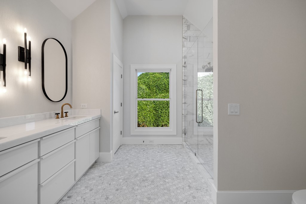 1281 # 4 E Main Street Blue Ridge, GA 30513 - Photo 11 of 20