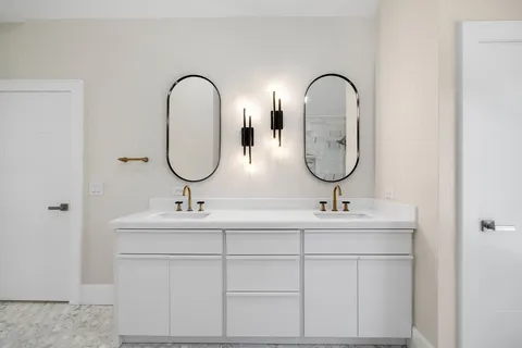 $1,299,000 | 1281 # 4 E Main Street, Blue Ridge, GA 30513