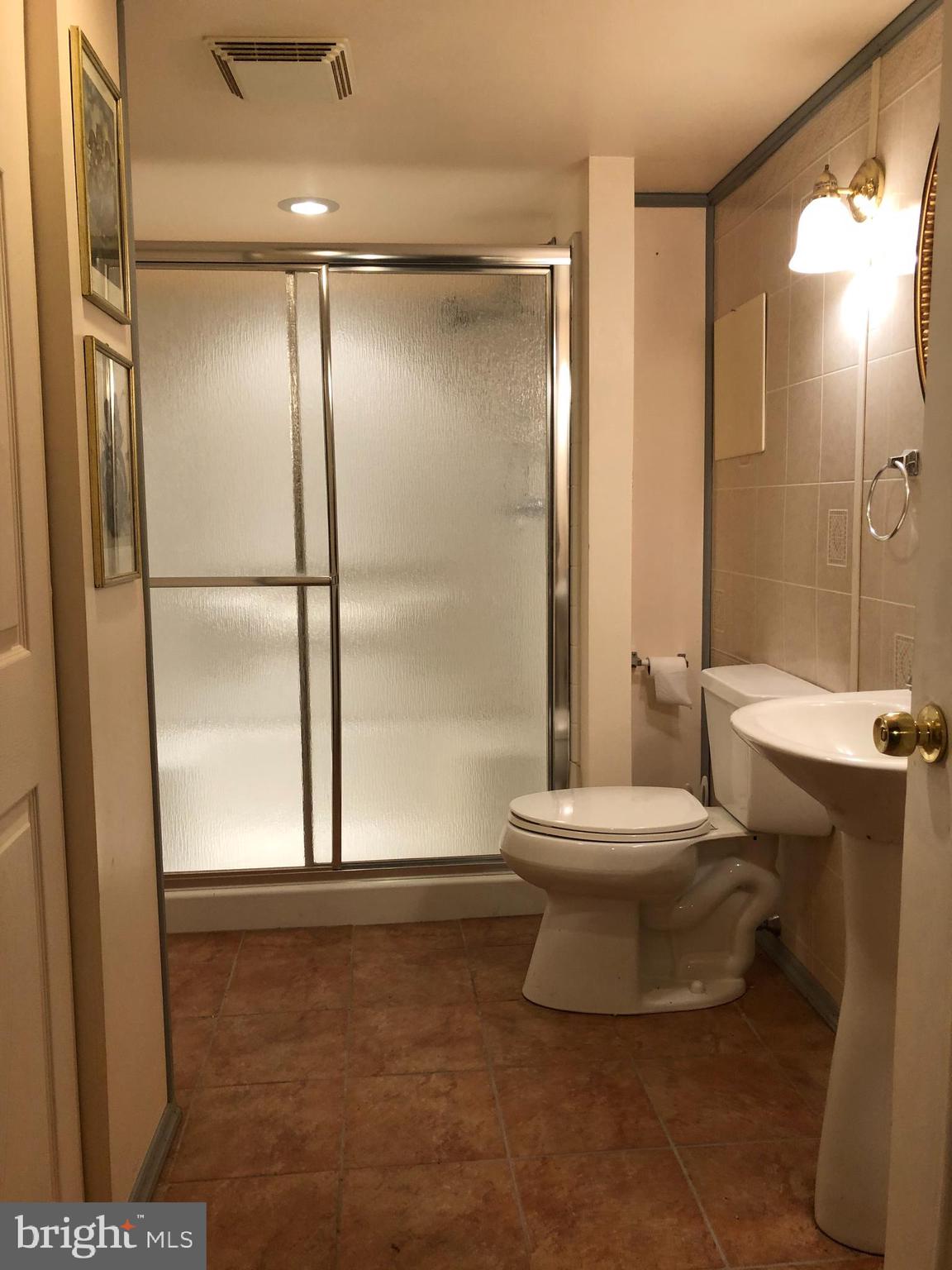 1628 Colony Road Pasadena, MD 21122 - Photo 15 of 29 Basement Bath.