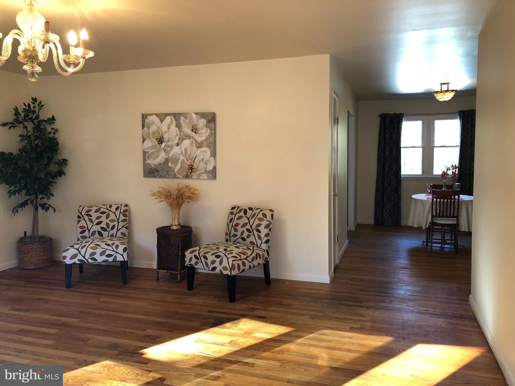 1628 Colony Road Pasadena, MD 21122 - Photo 3 of 29 Nice entry leads to Liv Rm & Din Rm