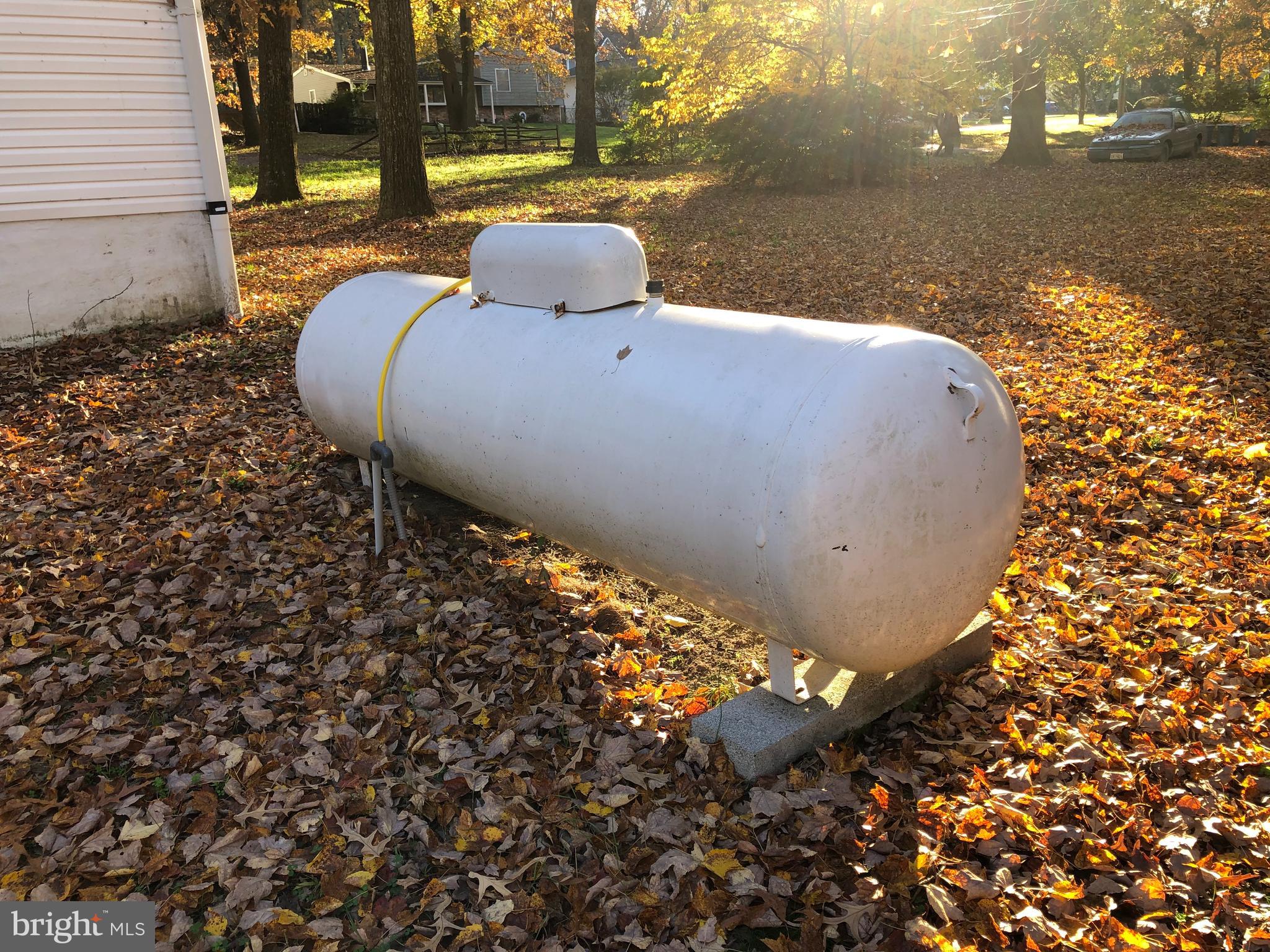 1628 Colony Road Pasadena, MD 21122 - Photo 28 of 29 Propane tank for generator.