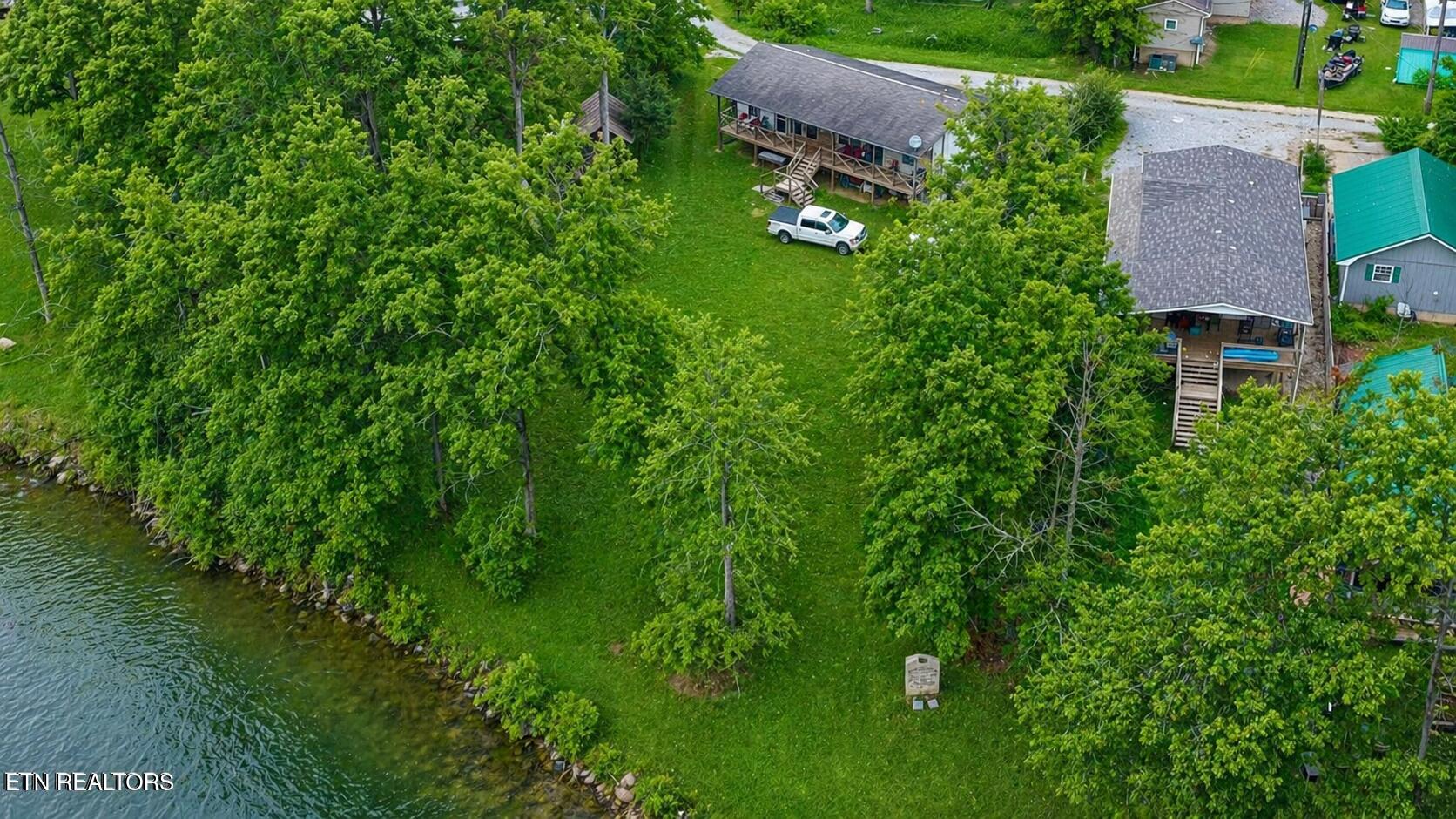 115 Bluegill Way Sevierville, TN 37876 - Photo 2 of 21 AI Aerial with lake full