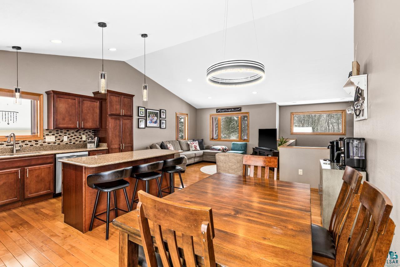 313 West Mulberry Street Duluth, MN 55811 - Photo 12 of 65