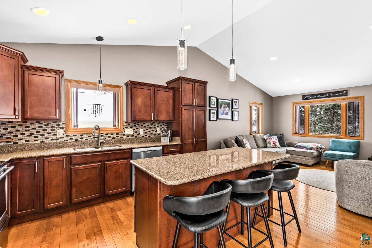 313 West Mulberry Street Duluth, MN 55811 - Photo 13 of 65