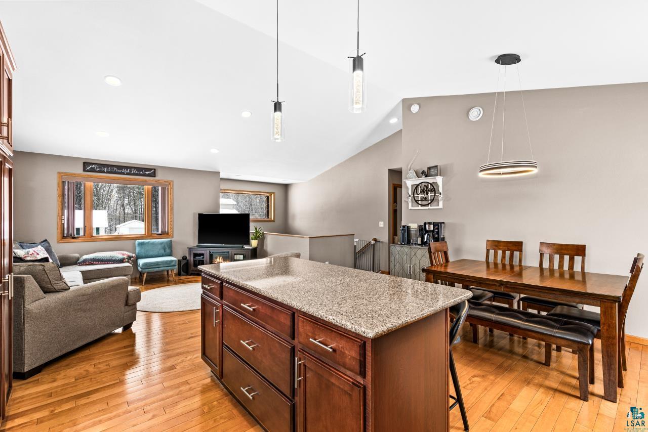 313 West Mulberry Street Duluth, MN 55811 - Photo 16 of 65
