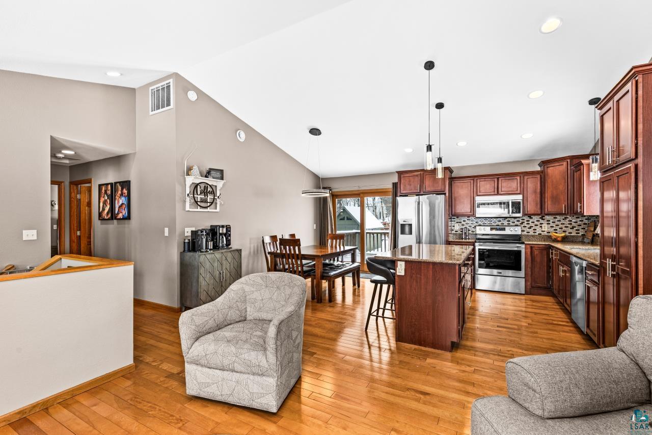 313 West Mulberry Street Duluth, MN 55811 - Photo 20 of 65