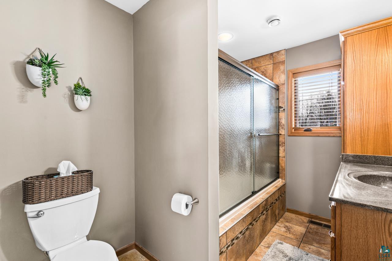313 West Mulberry Street Duluth, MN 55811 - Photo 24 of 65