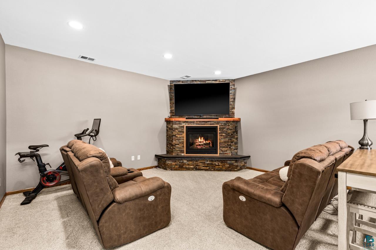 313 West Mulberry Street Duluth, MN 55811 - Photo 33 of 65