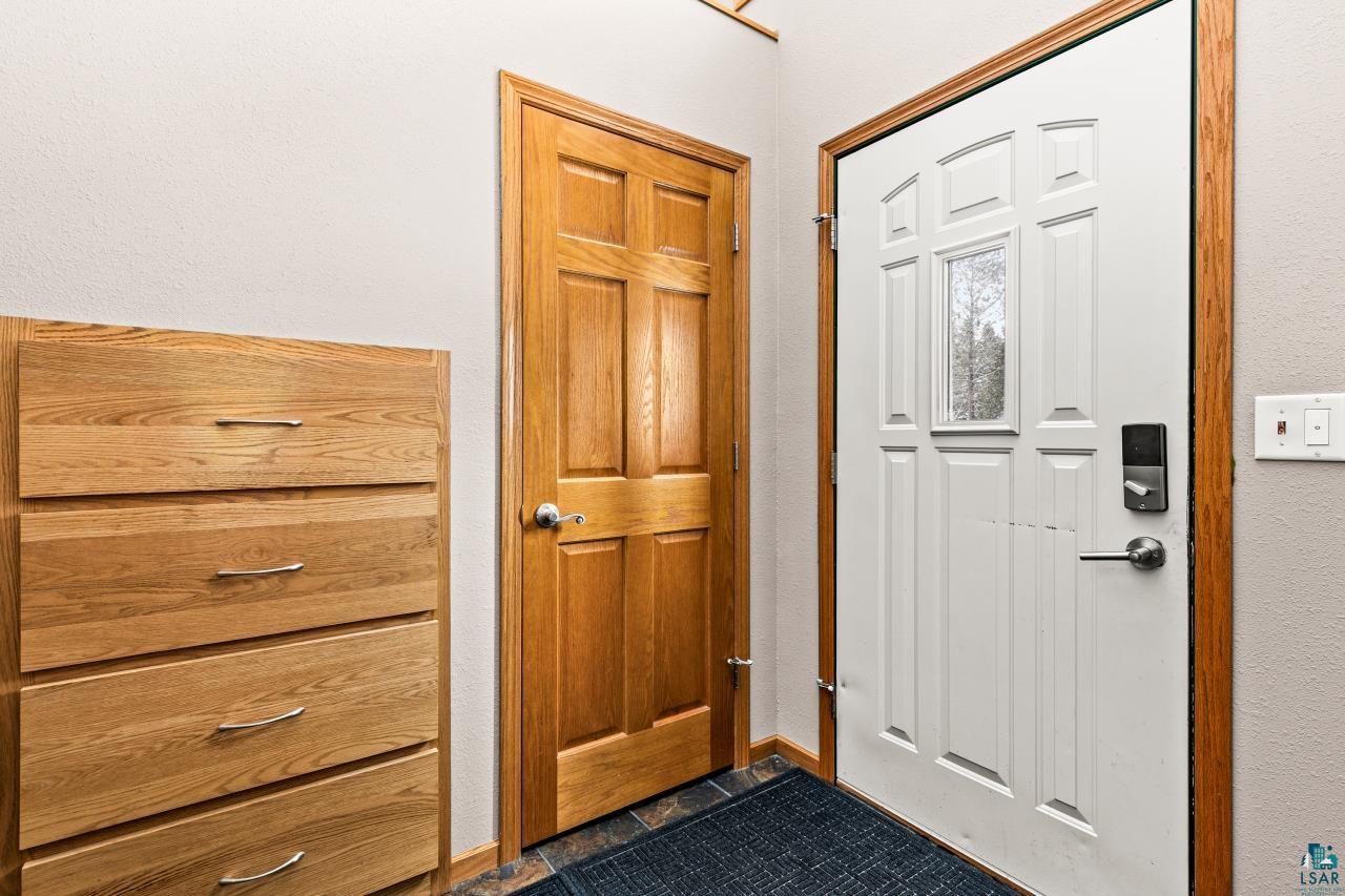 313 West Mulberry Street Duluth, MN 55811 - Photo 8 of 65