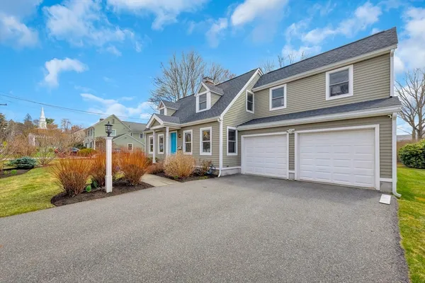 $1,499,000 | 2648 Massachusetts Avenue, Lexington, MA 02421