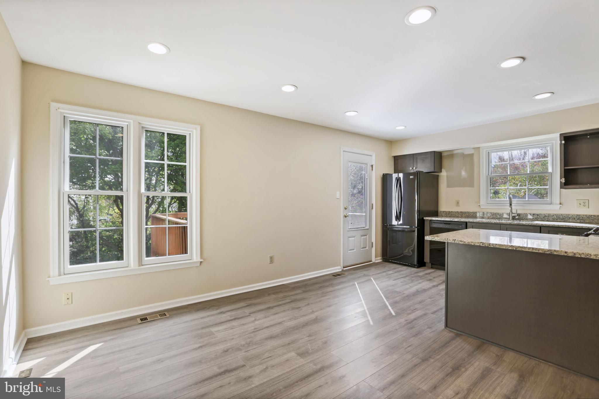 46907 Rabbitrun Terrace Sterling, VA 20164 - Photo 13 of 35 Gallery Image 13