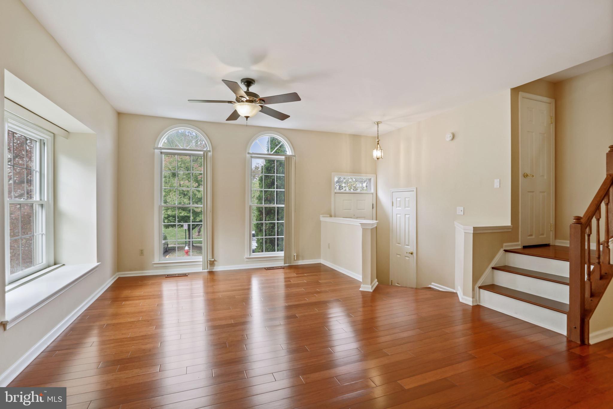 46907 Rabbitrun Terrace Sterling, VA 20164 - Photo 18 of 35 Gallery Image 18