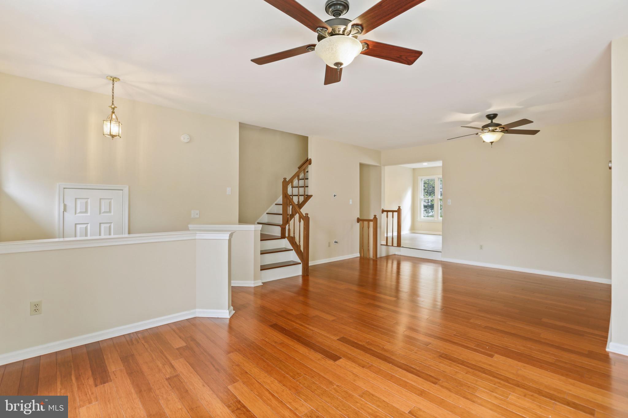 46907 Rabbitrun Terrace Sterling, VA 20164 - Photo 22 of 35 Gallery Image 22