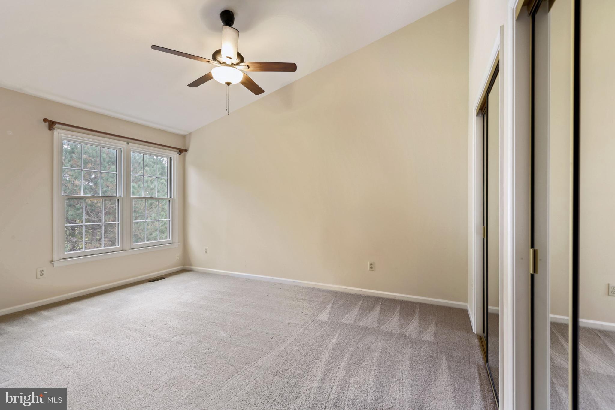 46907 Rabbitrun Terrace Sterling, VA 20164 - Photo 24 of 35 Gallery Image 24