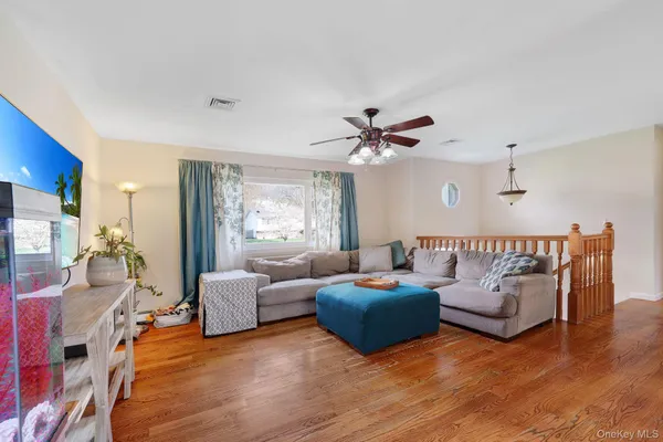 $499,900 | 65 Maureen Drive, Middletown, NY 10940