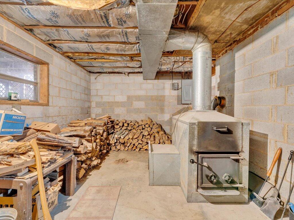 138 Carriage Court Ridgeway, VA 24148 - Photo 33 of 49 33-MIB04701