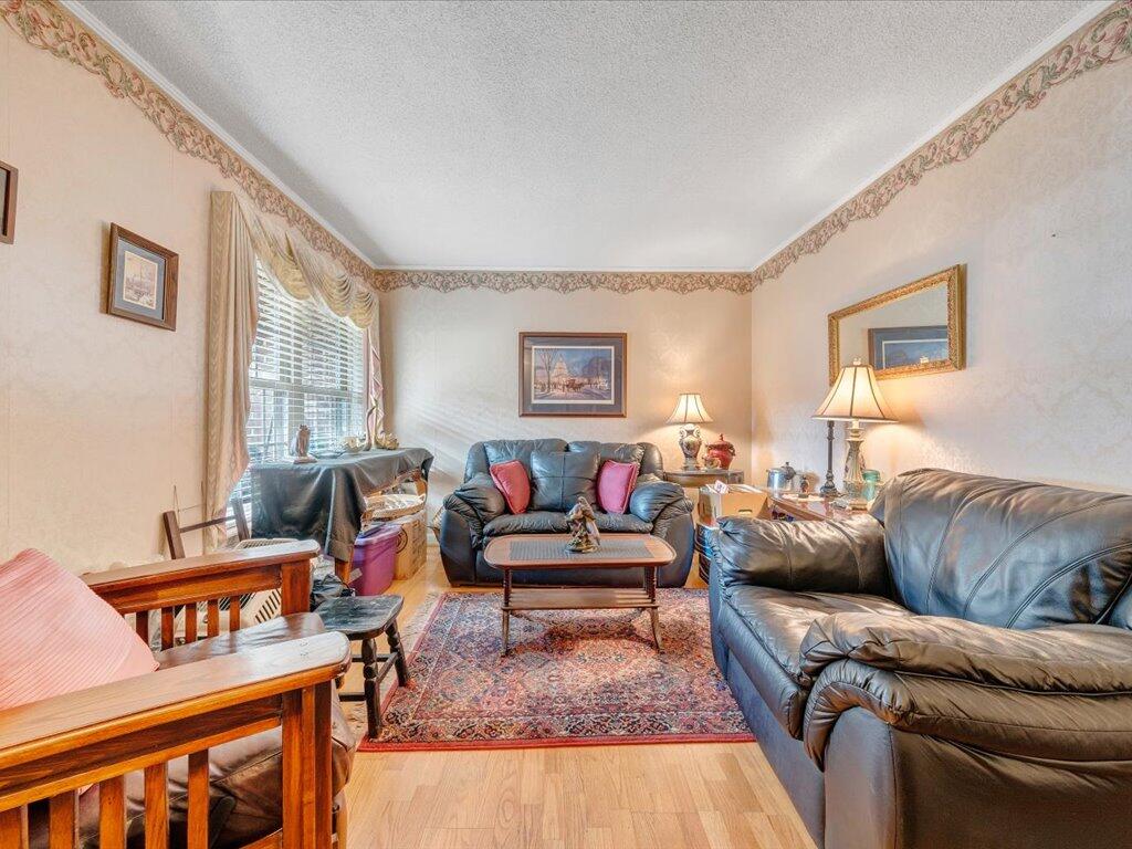 138 Carriage Court Ridgeway, VA 24148 - Photo 5 of 49 05-MIB04608