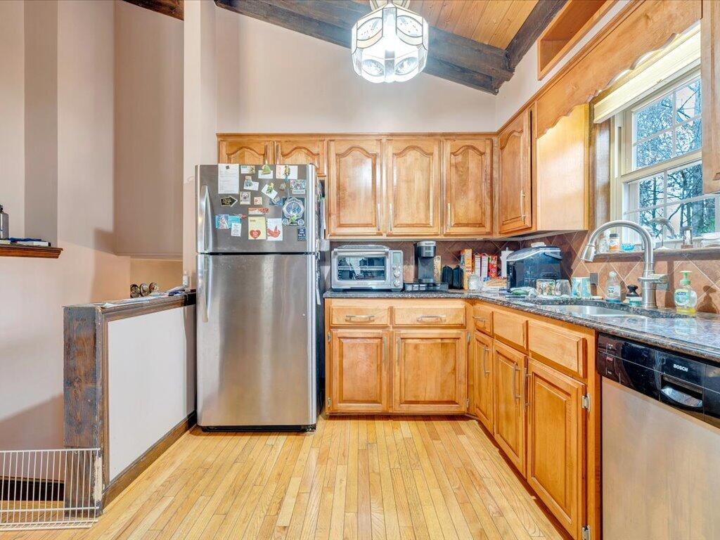 138 Carriage Court Ridgeway, VA 24148 - Photo 10 of 49 10-MIB04680