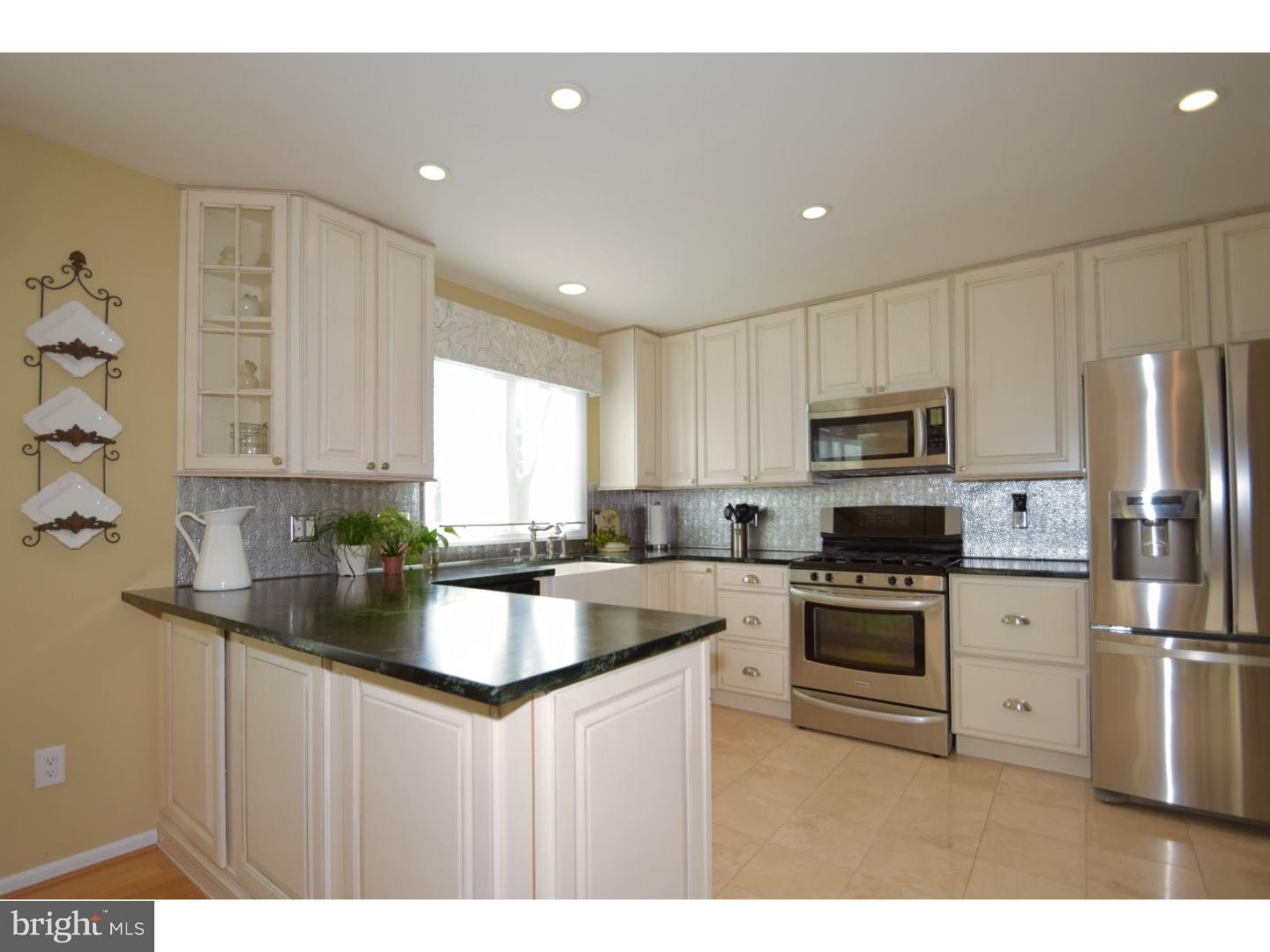 207 Forge Road Collegeville, PA 19426 - Photo 7 of 25 Kitchen
