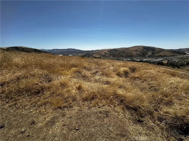 $189,000 | 6 Chimney Canyon Road, Lebec, CA 93243
