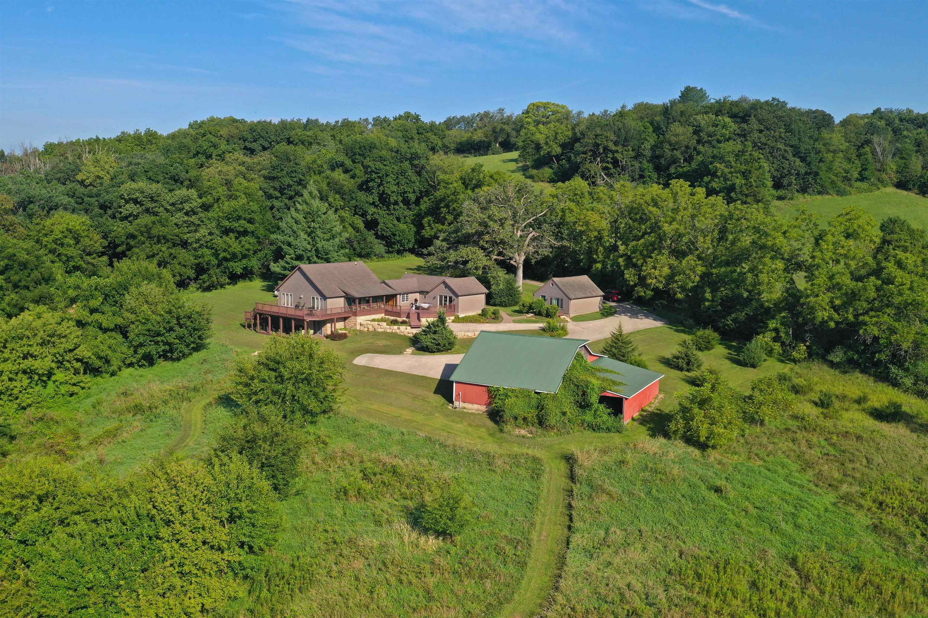 2287 West Hanover Road Hanover, IL 61041 - Photo 30 of 38 a garden view with a outdoor space