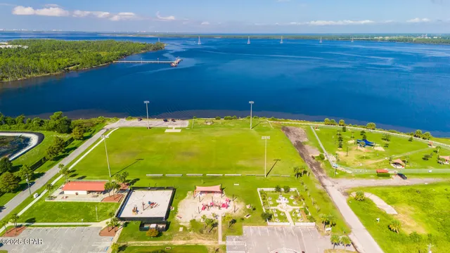 $285,000 | 3035 Meadow Street, Lynn Haven, FL 32444