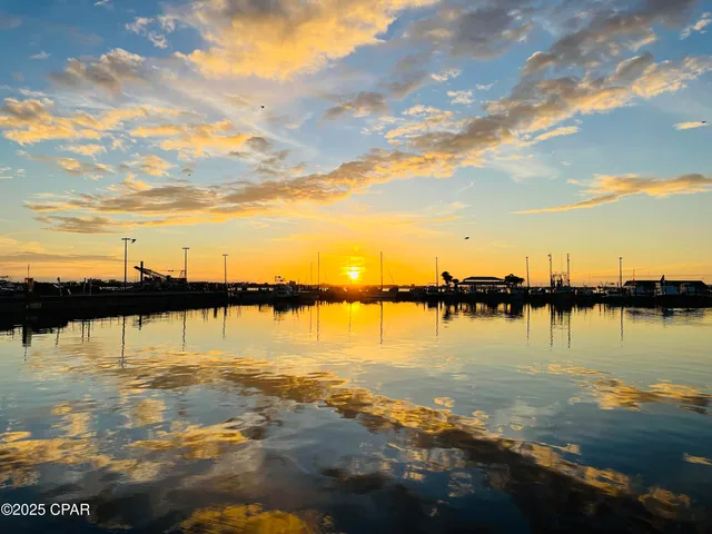 $285,000 | 3035 Meadow Street, Lynn Haven, FL 32444