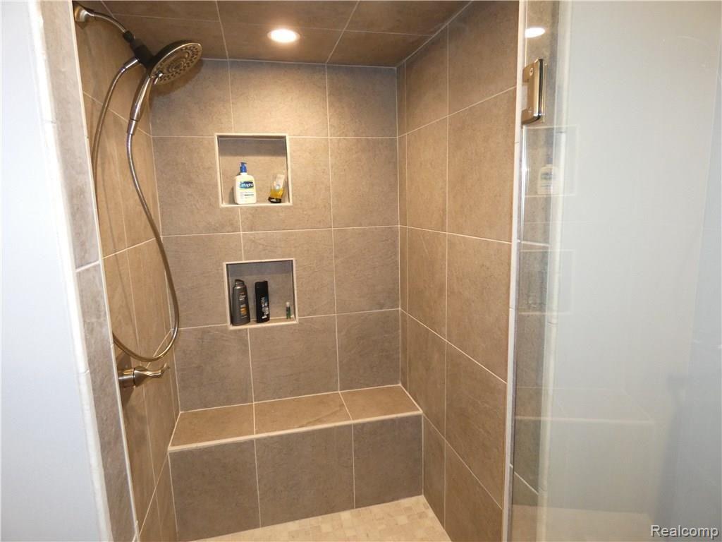 3346 Henley Court Rochester Hills, MI 48309 - Photo 48 of 53