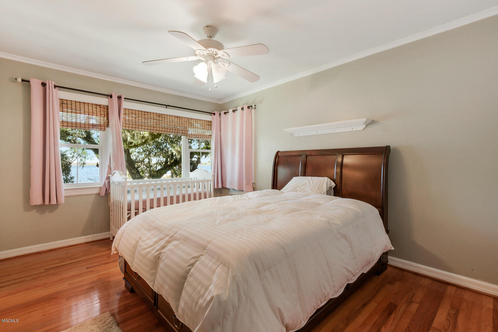 5307 Beardslee Street Moss Point, MS 39563 - Photo 13 of 27 17 Second Master Bedroom