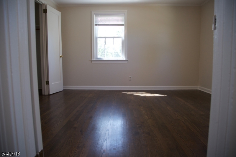 41 Beechwood Road Florham Park, NJ 07932 - Photo 15 of 27 Gallery Image 15