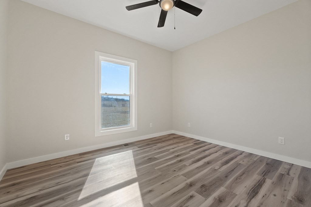 409 Harleys Ridge Road Sparta, TN 38583 - Photo 13 of 21 Gallery Image 13