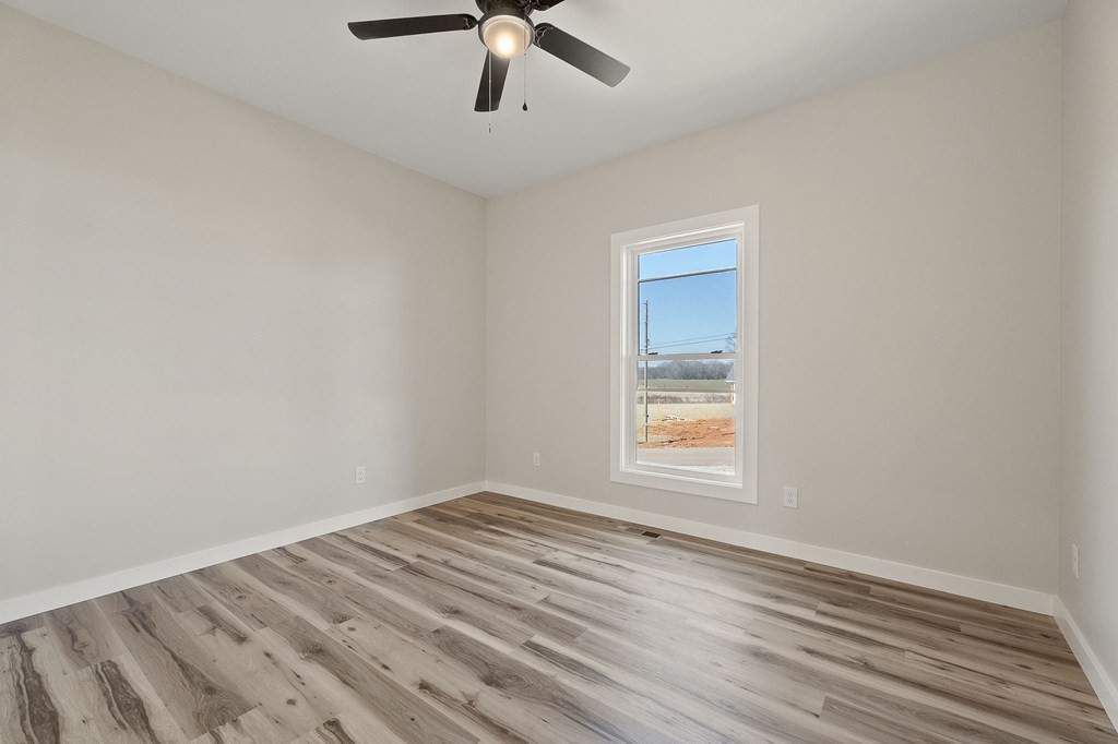 409 Harleys Ridge Road Sparta, TN 38583 - Photo 17 of 21 Gallery Image 17