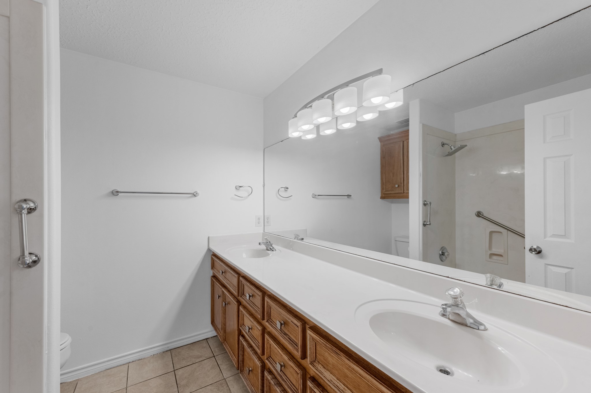 1002 Shell Avenue Cleveland, TX 77327 - Photo 12 of 25