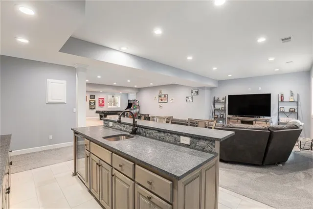 $799,900 | 25205 West 97th Terrace, Lenexa, KS 66227