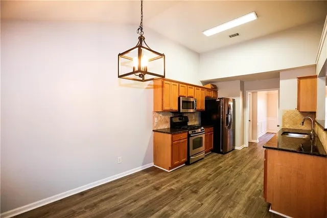 $2,200 | 3264 Star Pine Court, Duluth, GA 30096