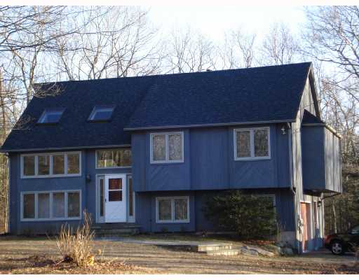 626 Hope Furnace Road Coventry, RI 02831 - Photo 2 of 7 Exterior Front.