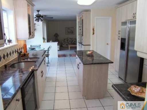 10 La Valencia Road Old Bridge, NJ 08857 - Photo 3 of 7 Gallery Image 3