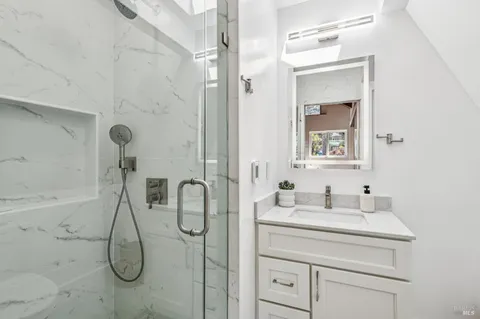 $649,000 | 105 3rd Street, Unit 4, Sausalito, CA 94965