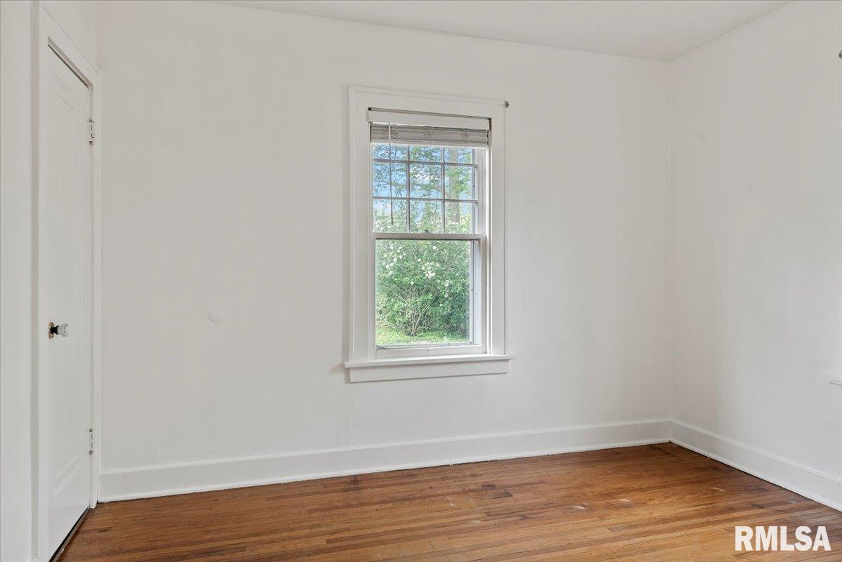 1615 South Douglas Avenue Springfield, IL 62704 - Photo 17 of 37